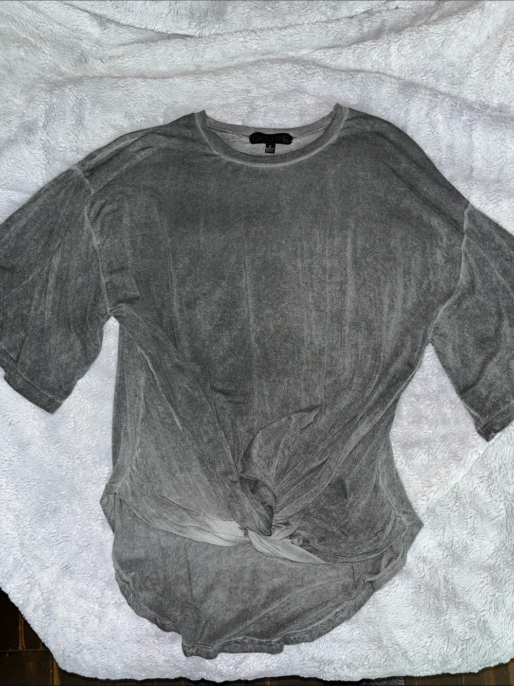 Women's Washed Gray Short-Sleeve Knot-Front Blouse